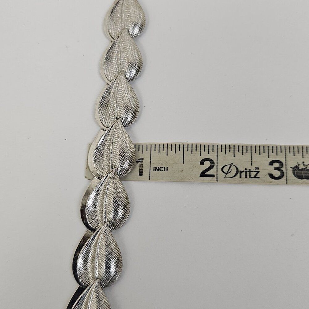 Vintage Choker Necklace Silver Tone Metal Leaf Leaves Link Smooth Textured - Picture 7 of 14
